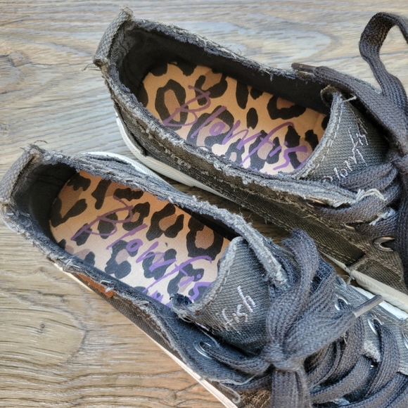 Blowfish Clay Sneakers - Picture 3 of 5